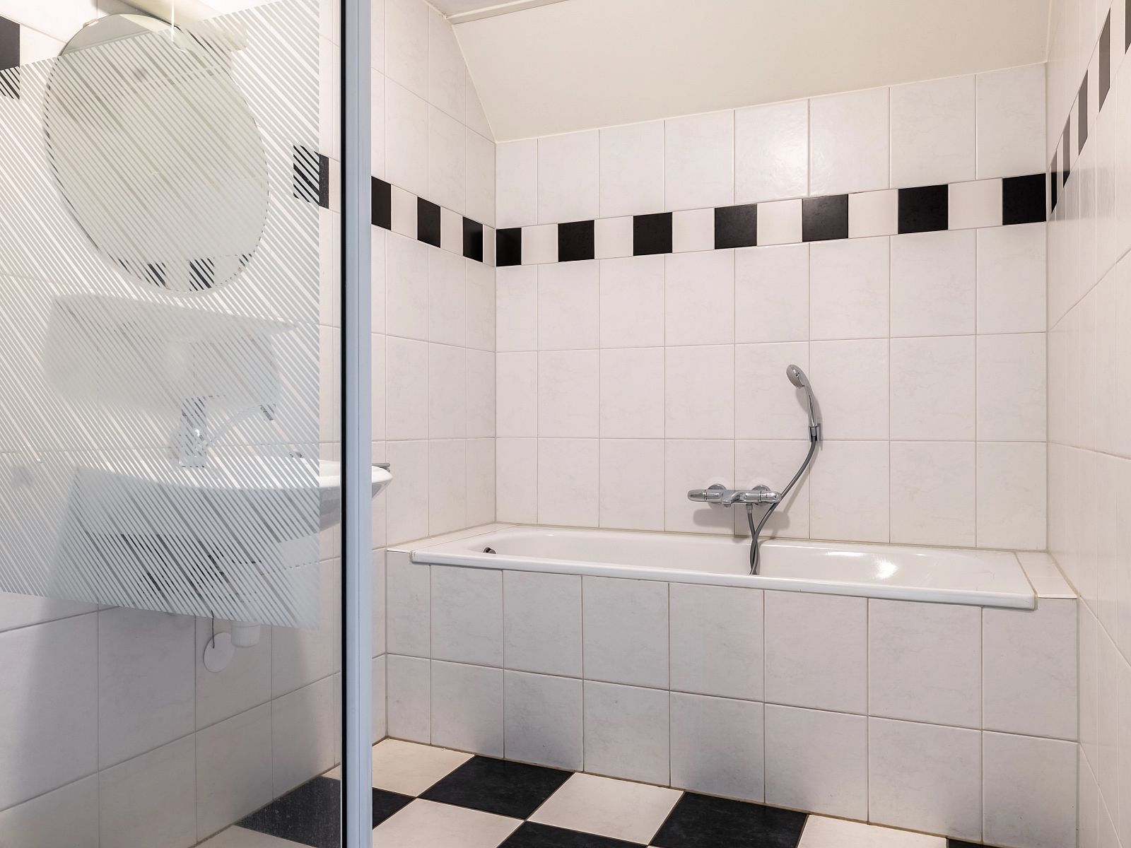 Guest house 173448 - Bungalow Midden Drenthe - Orveltermarke | 10-persoons bungalow | 10C