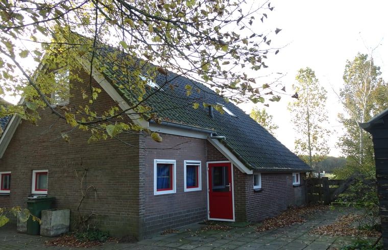 Gemuetliches Ferienhaus in Geeuwenbrug, Midden Drenthe, umgeben von Natur. Geniessen Sie Ruhe und Raum in diesem charmanten Ferienhaus.