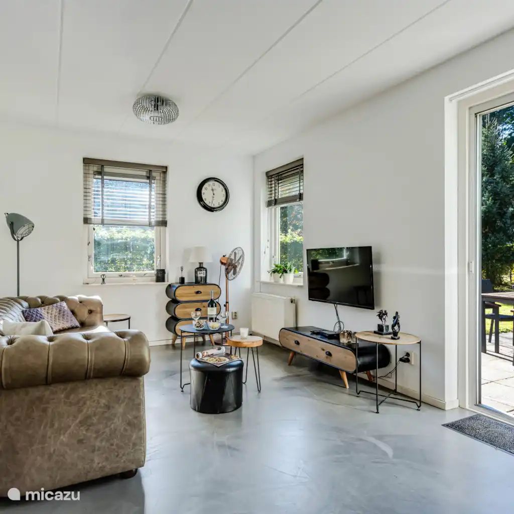 Guest house 180218 - Holiday property Noord Drenthe - Valk 4 Basis