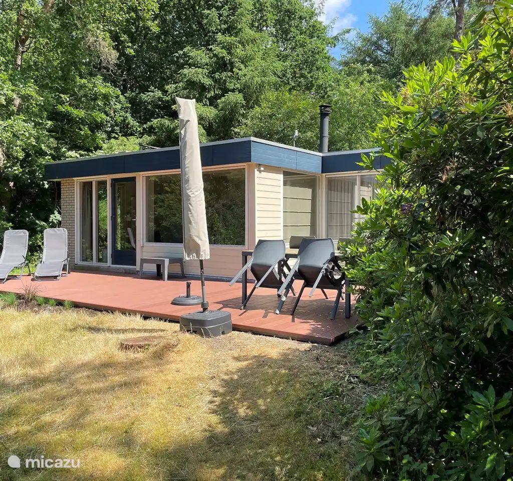 Guest house 180221 - Bungalow Noord Drenthe - Vakantiehuisje Kikker