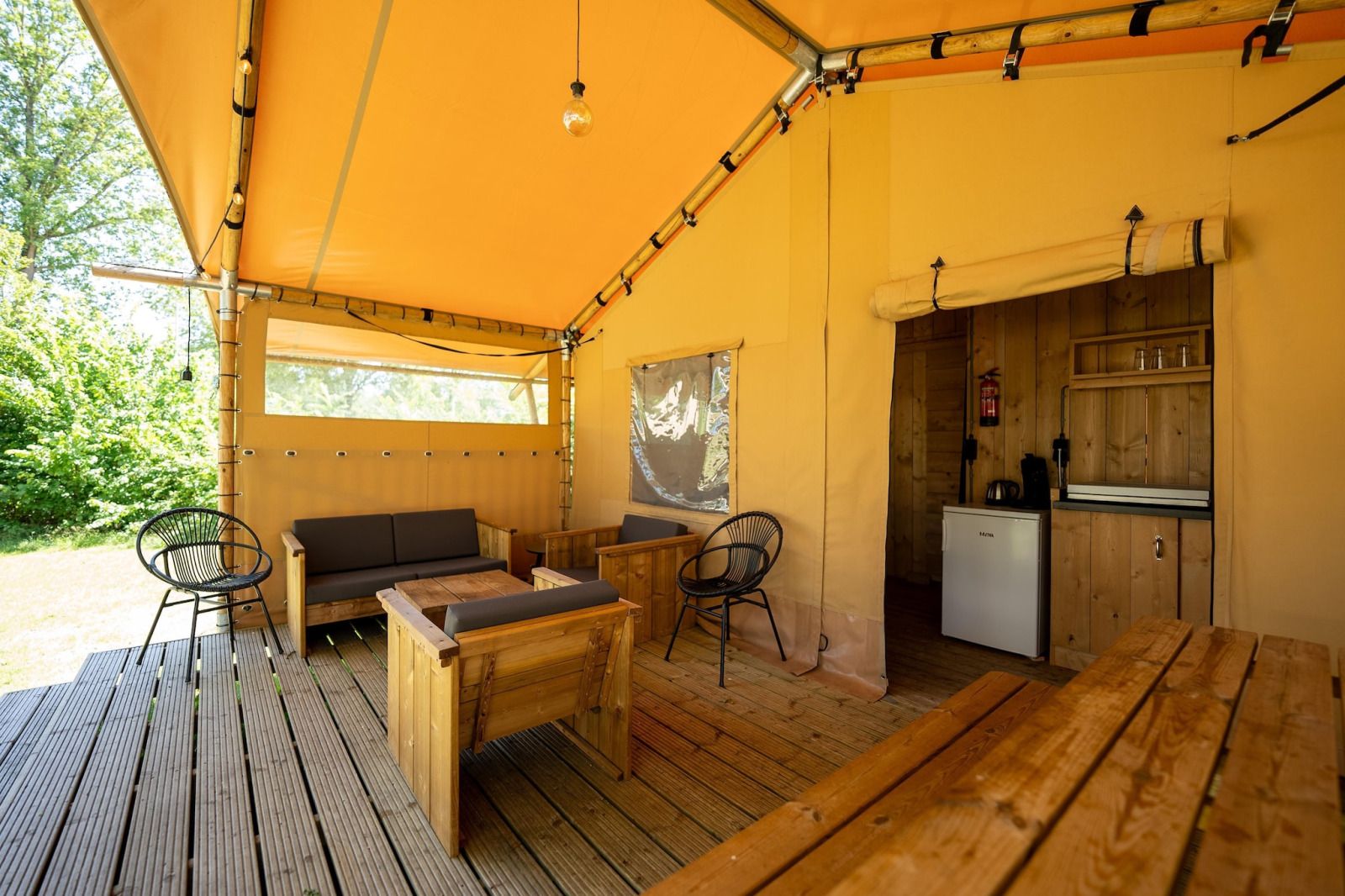 Guest house 181122 - Tent house Noord Drenthe - Vakantiepark «Hunzedal 16»