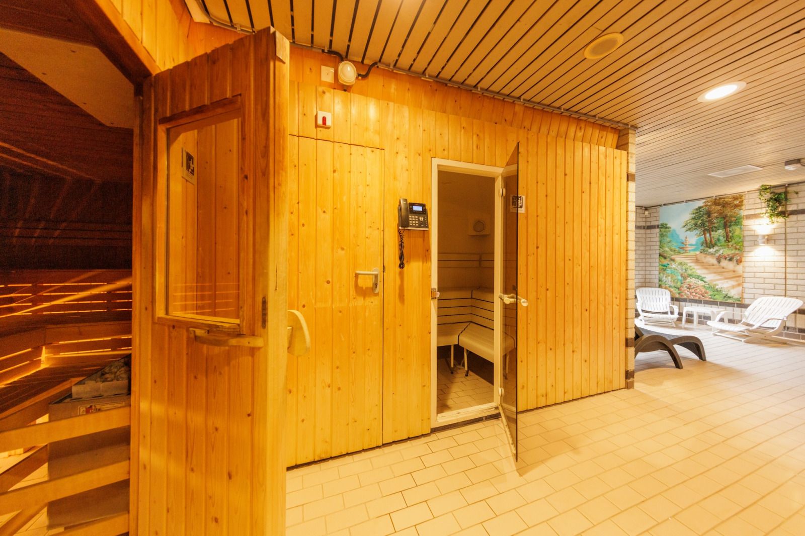Guest house 181122 - Tent house Noord Drenthe - Vakantiepark «Hunzedal 16»