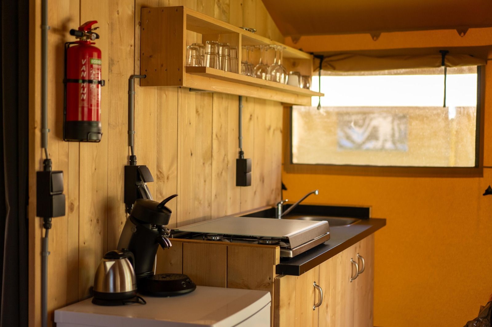 Guest house 181122 - Tent house Noord Drenthe - Vakantiepark «Hunzedal 16»