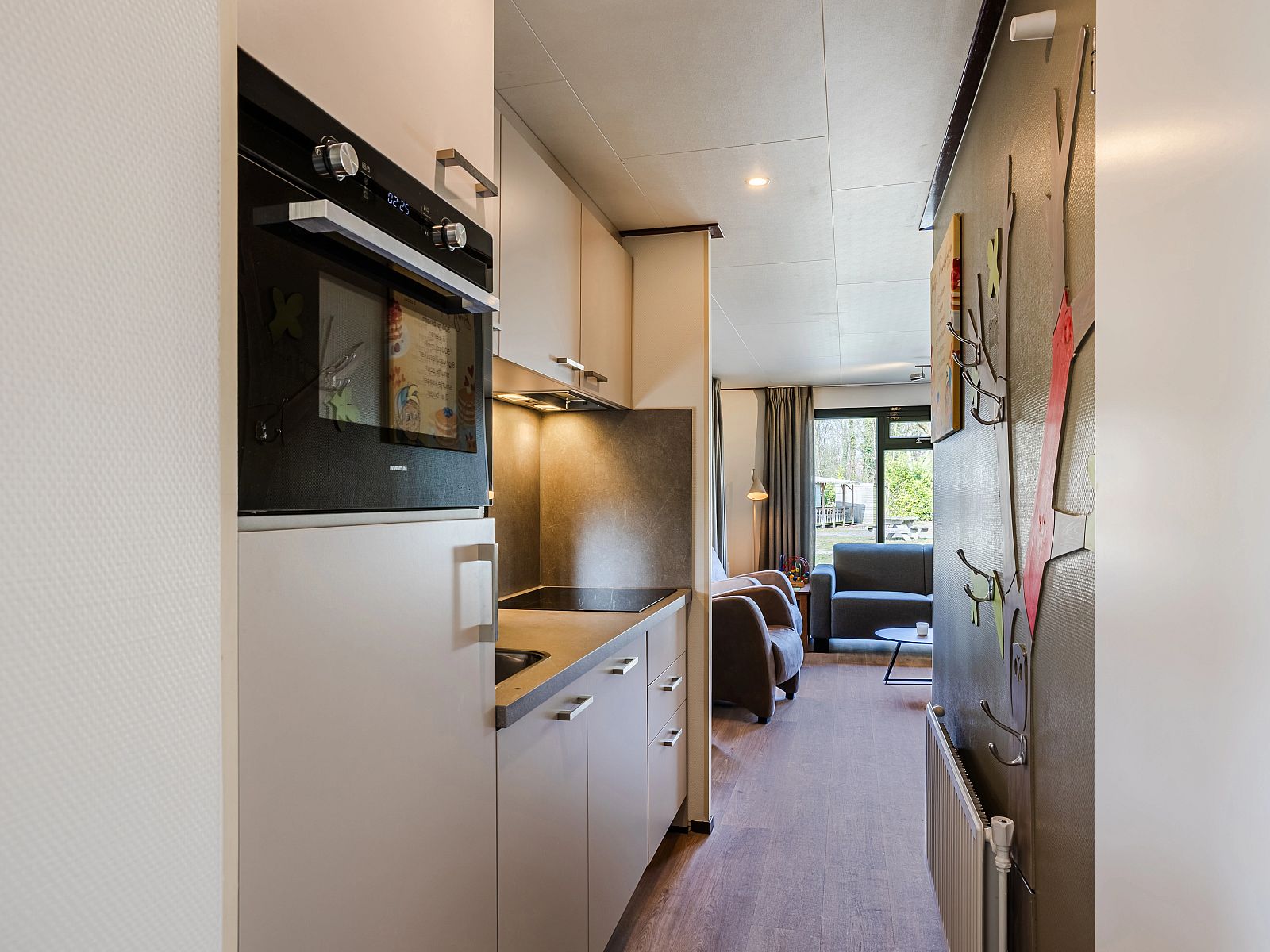 Verblijf 1829103 - Vakantiewoning Noord Drenthe - Het Land van Bartje | 4-persoons peuterstacaravan | 4MHK