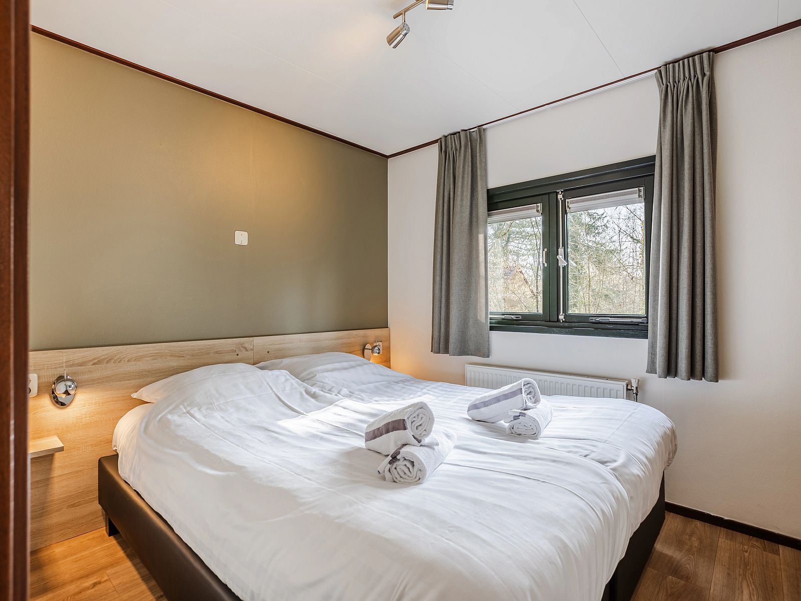 Verblijf 1829103 - Vakantiewoning Noord Drenthe - Het Land van Bartje | 4-persoons peuterstacaravan | 4MHK