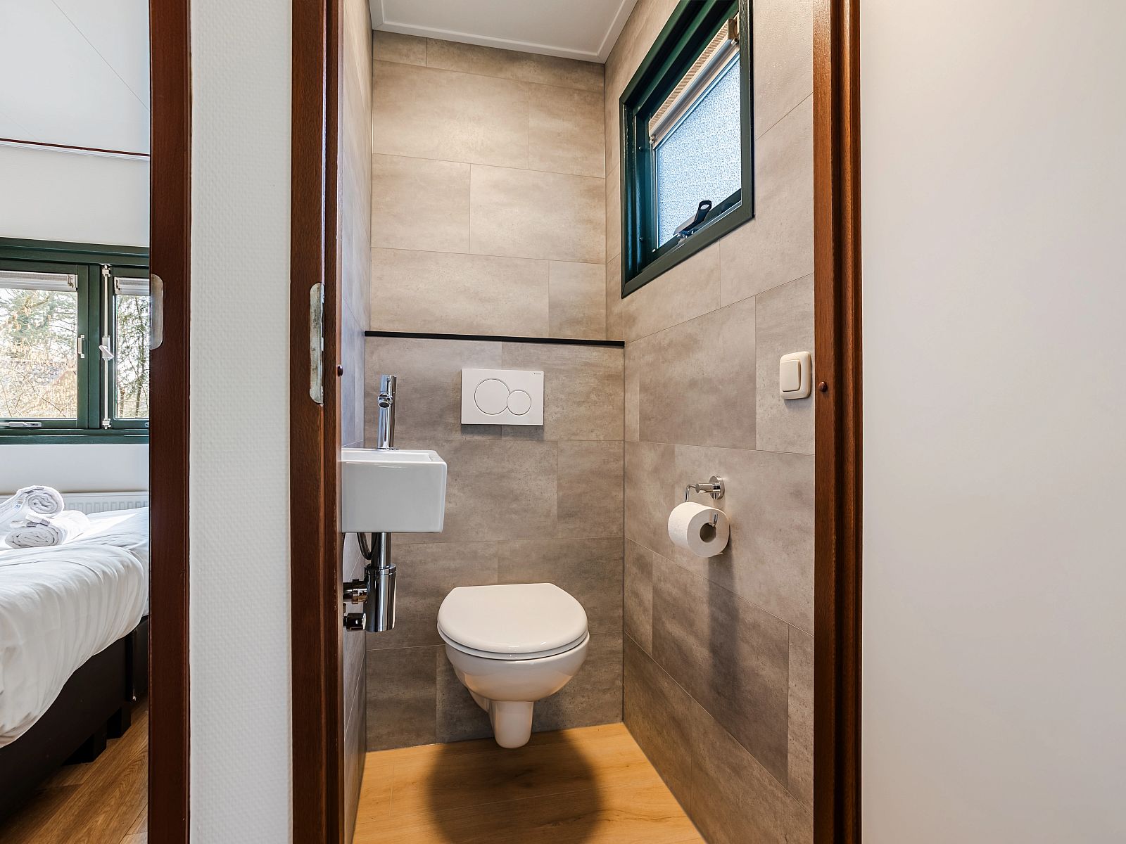 Verblijf 1829103 - Vakantiewoning Noord Drenthe - Het Land van Bartje | 4-persoons peuterstacaravan | 4MHK