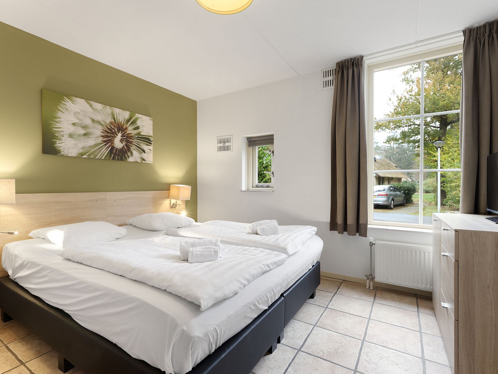 Verblijf 1829104 - Bungalow Noord Drenthe - Het Land van Bartje | 8-persoons boerderij | 8L