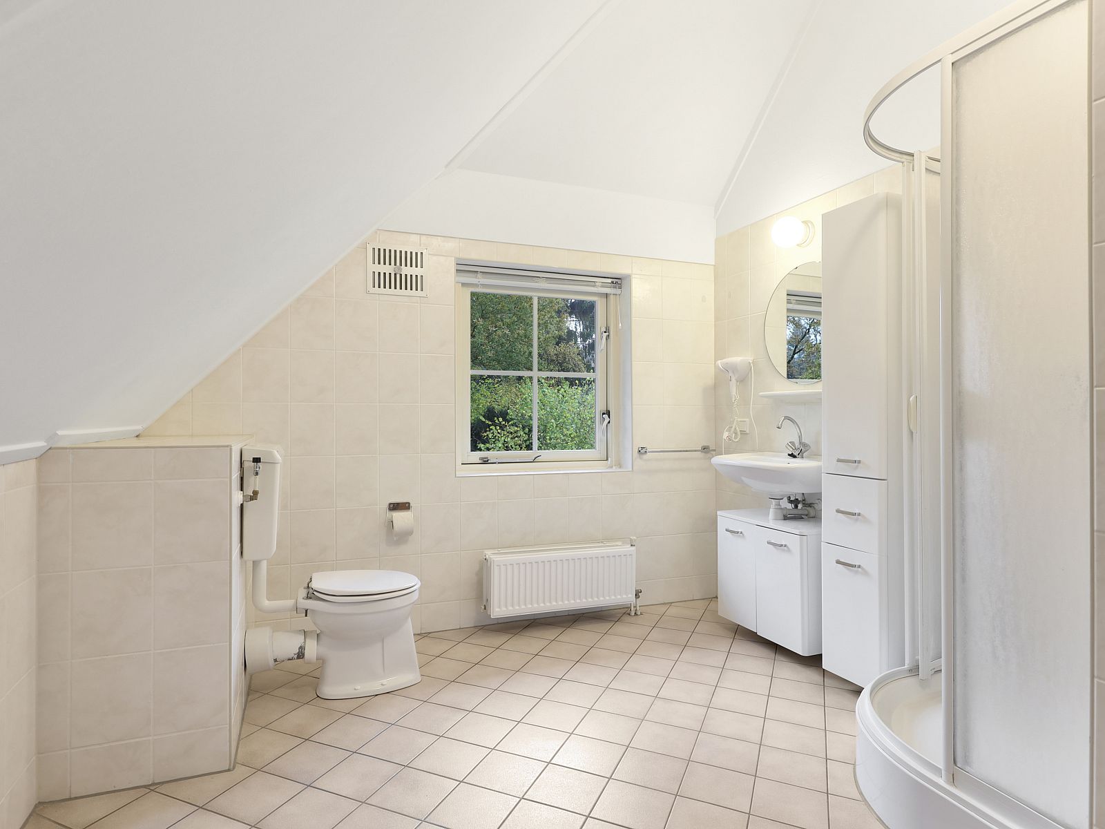 Verblijf 1829104 - Bungalow Noord Drenthe - Het Land van Bartje | 8-persoons boerderij | 8L