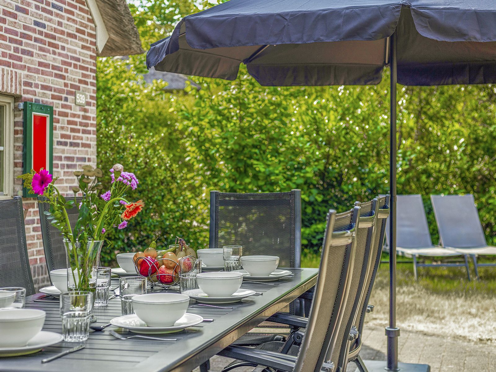 Verblijf 1829104 - Bungalow Noord Drenthe - Het Land van Bartje | 8-persoons boerderij | 8L