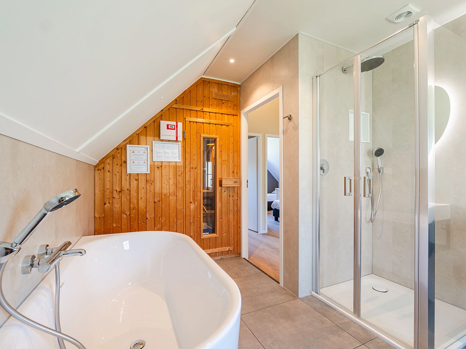 Unterkunft 1829115 - Bungalow Noord Drenthe - Het Land van Bartje | 8-persoons boerderij | 8ELV