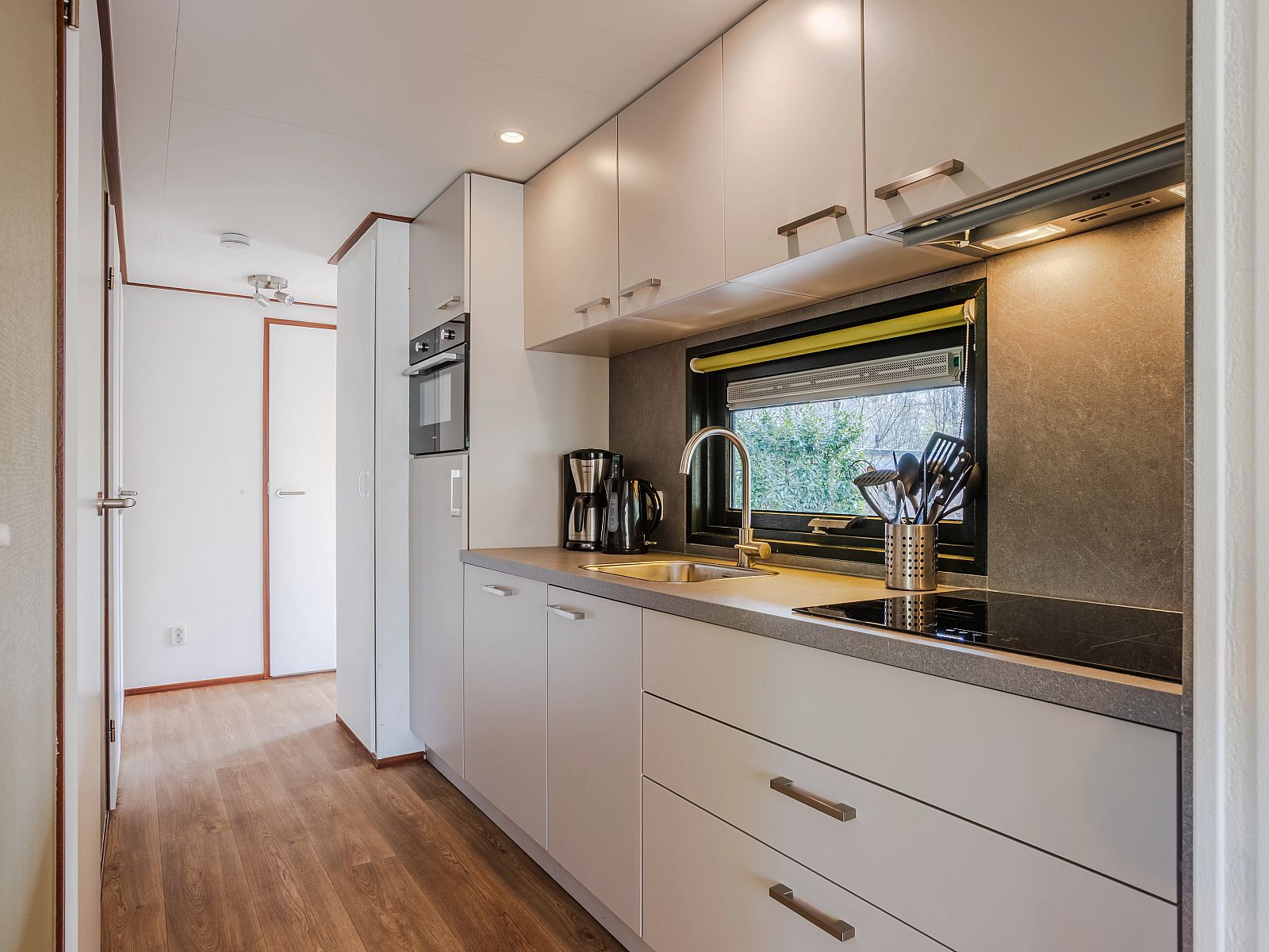 Verblijf 182949 - Vakantiewoning Noord Drenthe - Het Land van Bartje | 4-persoons stacaravan | 4MHV