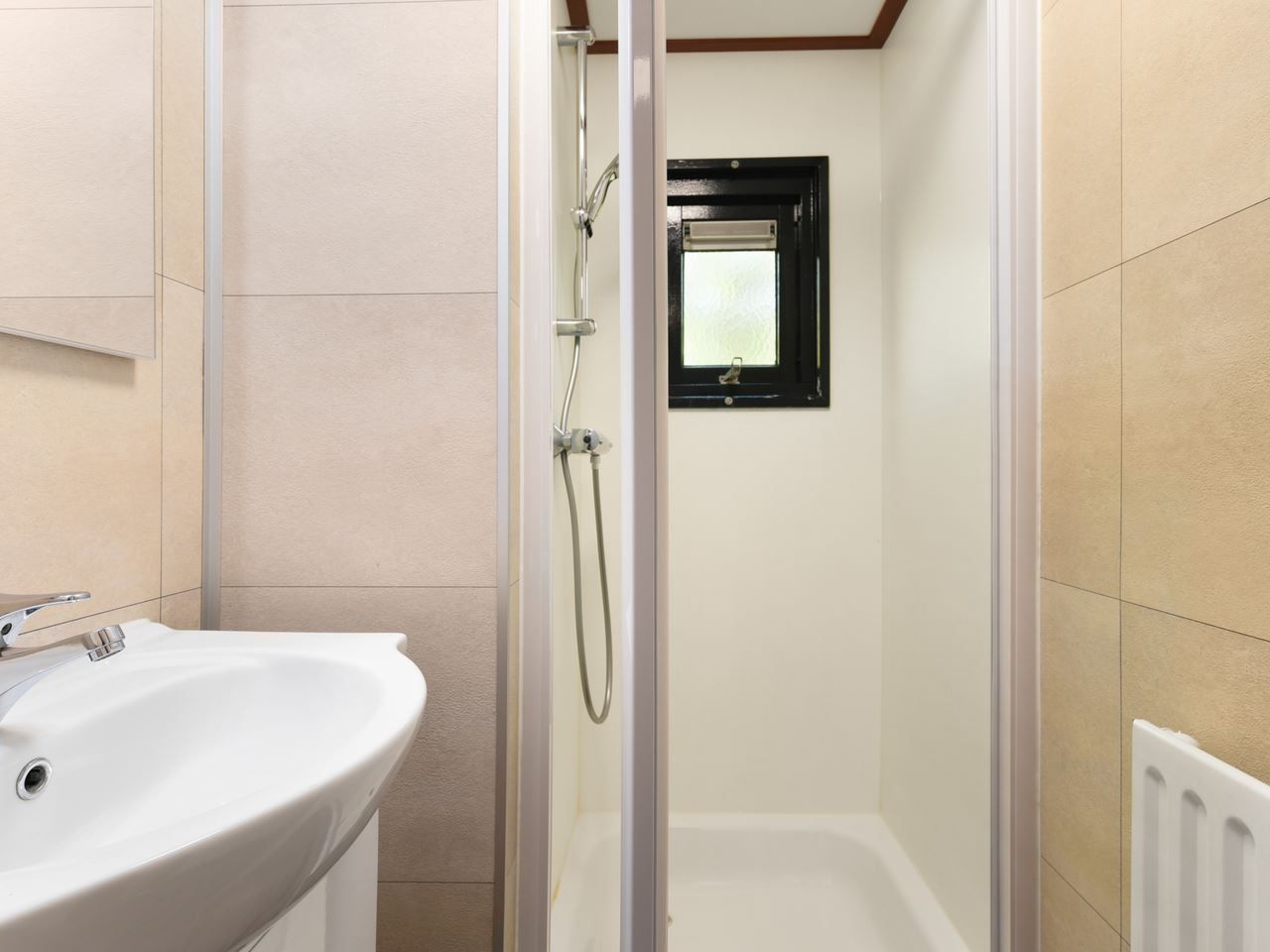 Unterkunft 182955 - Ferienhaus Noord Drenthe - Het Land van Bartje | 4-persoons stacaravan | 4BC