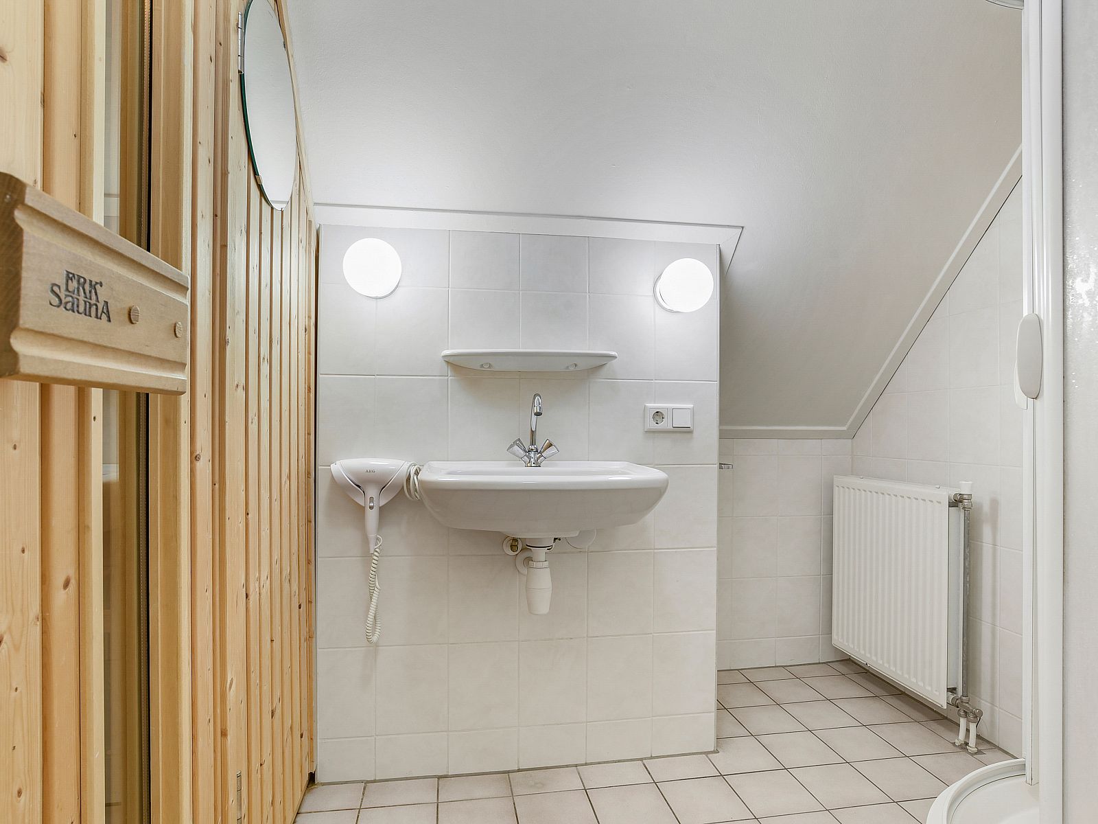 Guest house 182958 - Bungalow Noord Drenthe - Het Land van Bartje | 10-persoons boerderij | 10FL