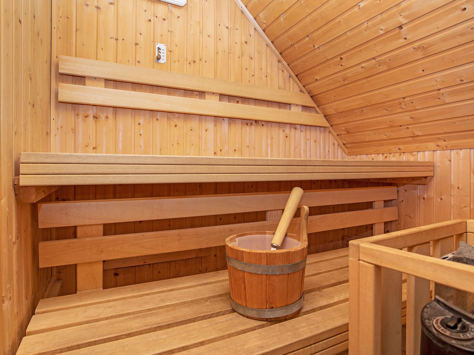 Guest house 182958 - Bungalow Noord Drenthe - Het Land van Bartje | 10-persoons boerderij | 10FL