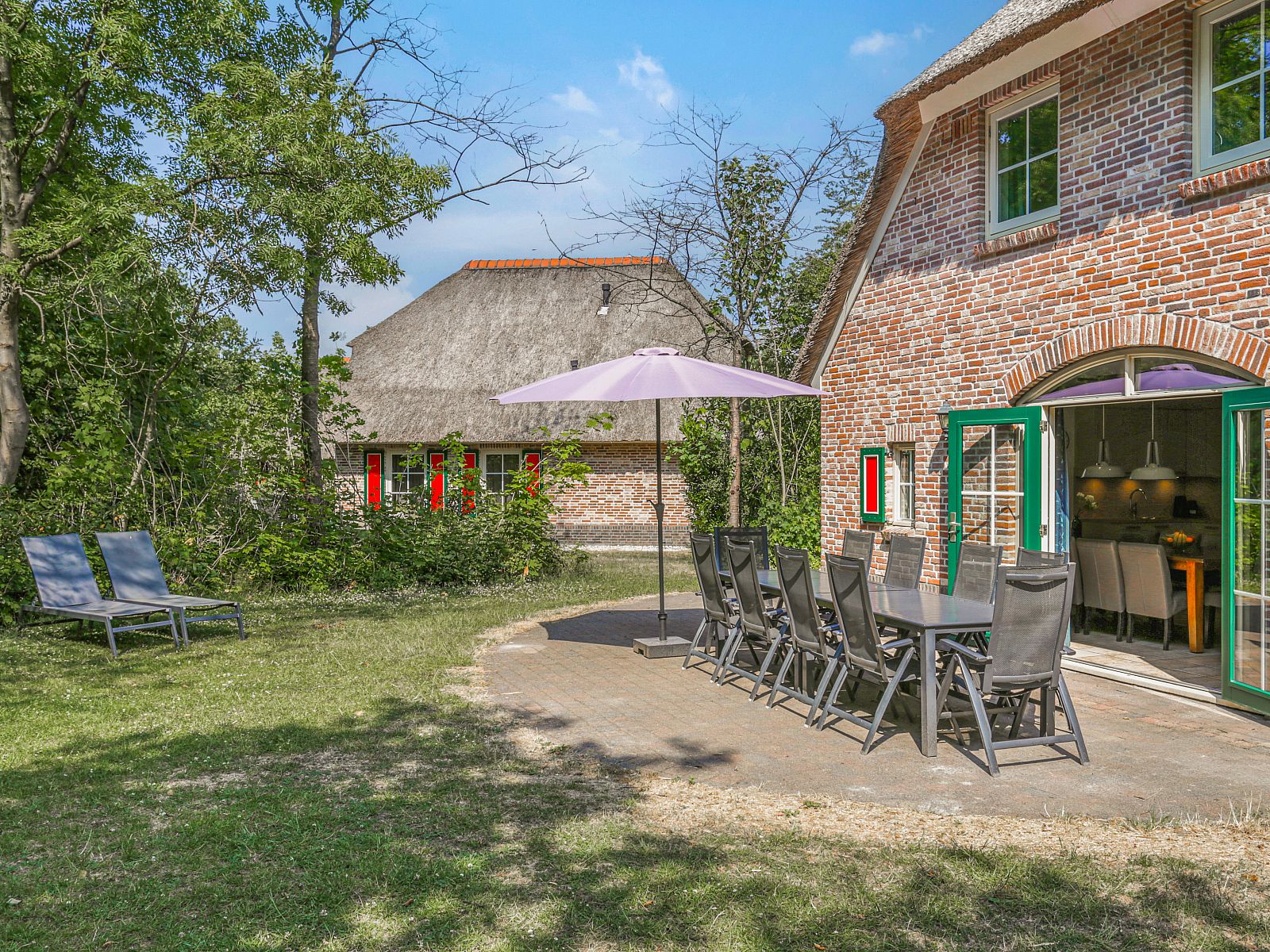 Guest house 182958 - Bungalow Noord Drenthe - Het Land van Bartje | 10-persoons boerderij | 10FL