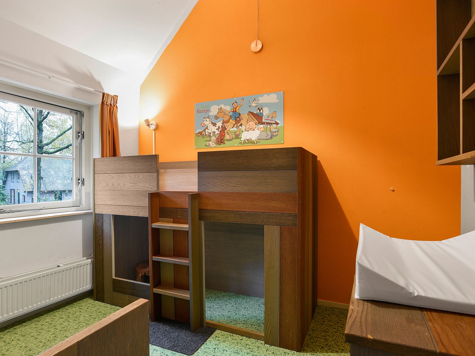 Guest house 182977 - Bungalow Noord Drenthe - Het Land van Bartje | 10-persoons kinderboerderij | 10LK