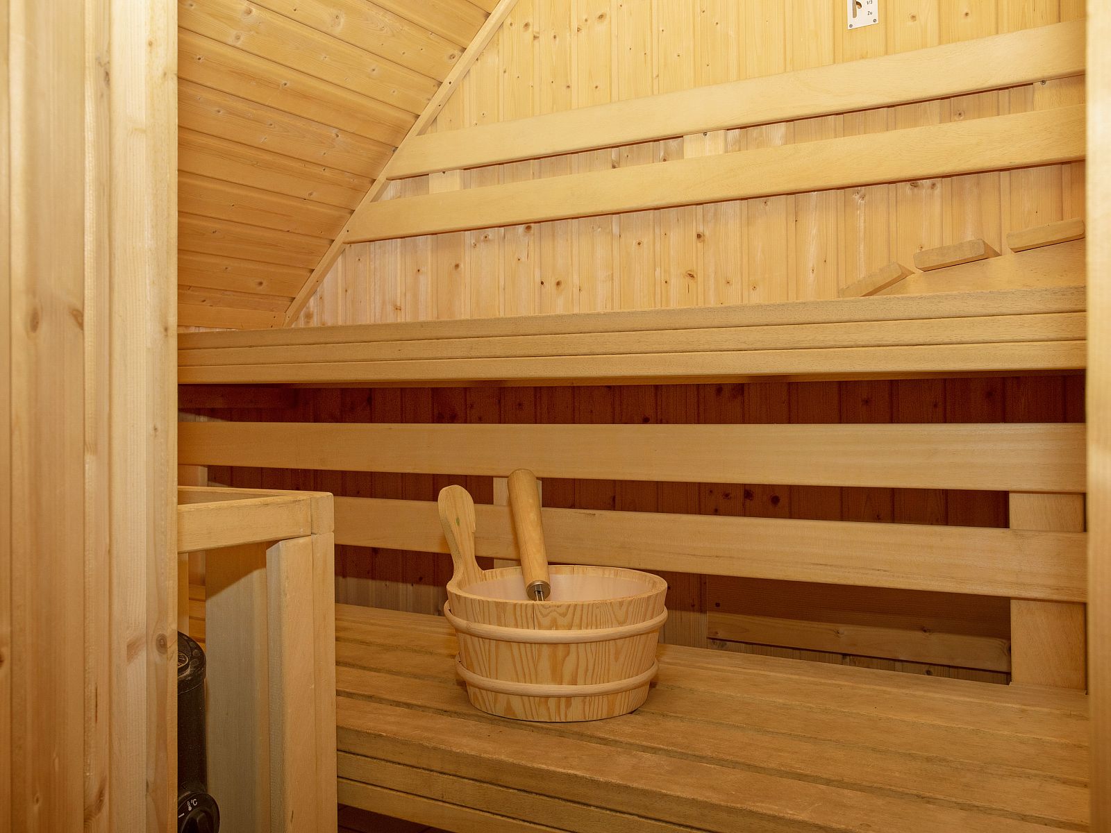 Guest house 182977 - Bungalow Noord Drenthe - Het Land van Bartje | 10-persoons kinderboerderij | 10LK