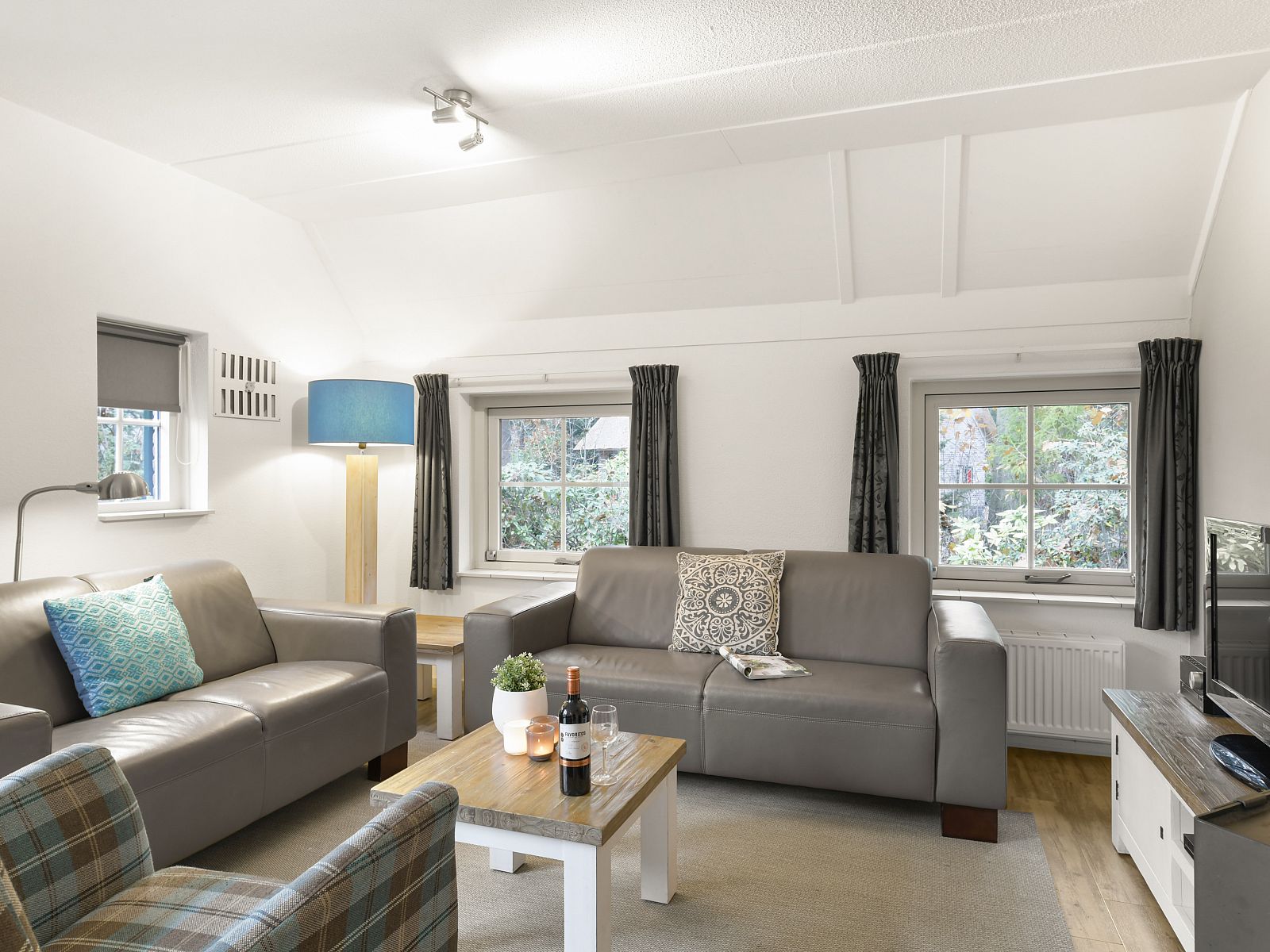 Verblijf 182981 - Bungalow Noord Drenthe - Het Land van Bartje | 6-persoons boerderij | 6D3