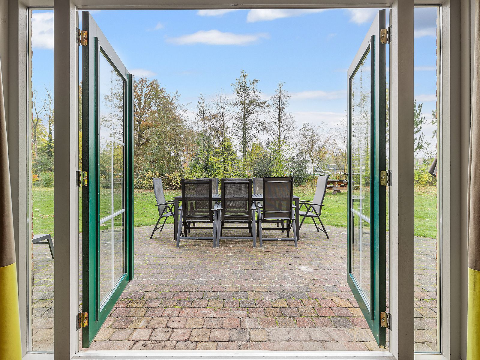 Guest house 182983 - Bungalow Noord Drenthe - Het Land van Bartje | 8-persoons kinderboerderij | 8ELK