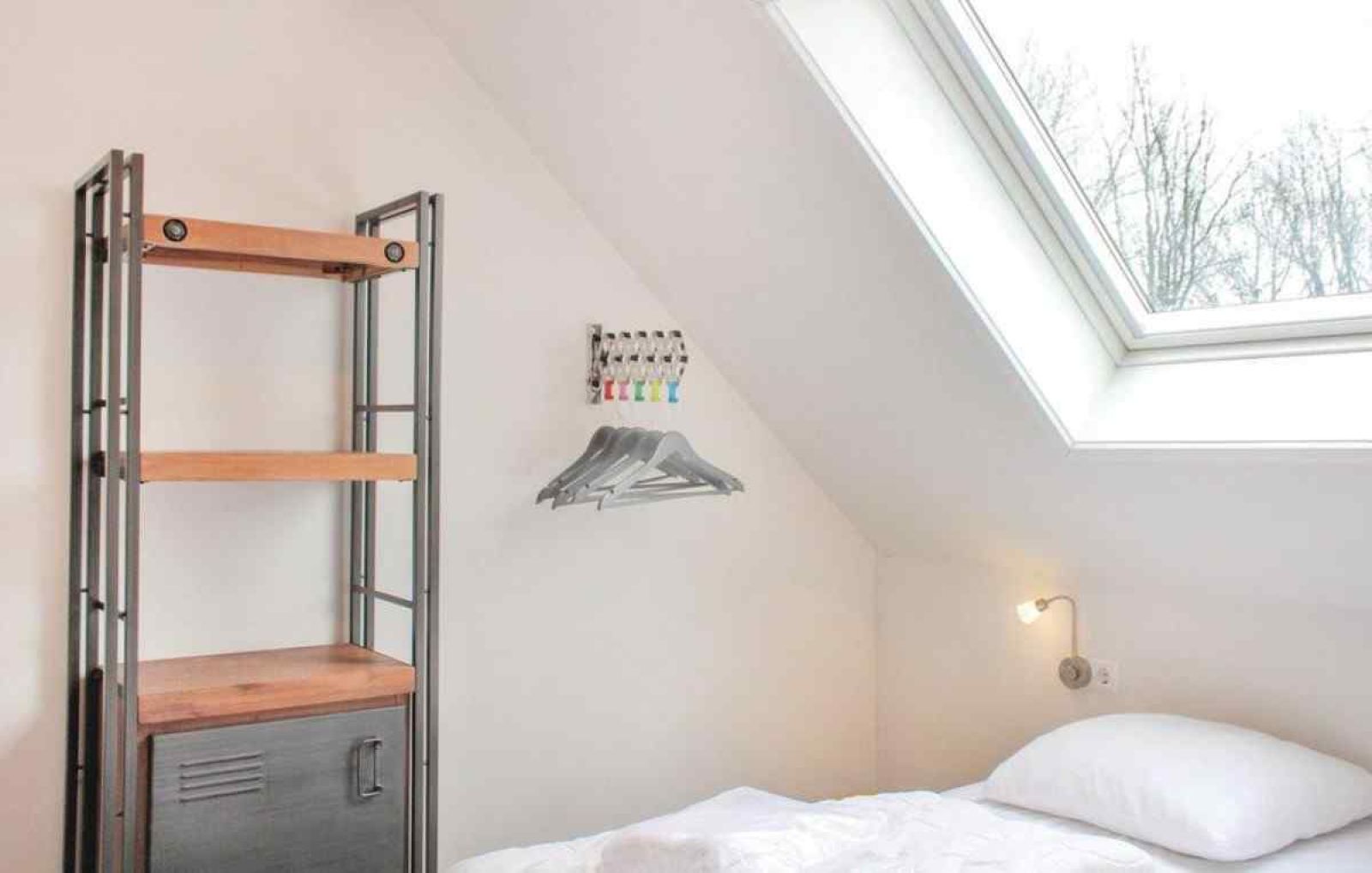 Gemuetliches Wohnzimmer im modern eingerichteten Ferienhaus DG705 Ellertshaar Drenthe.