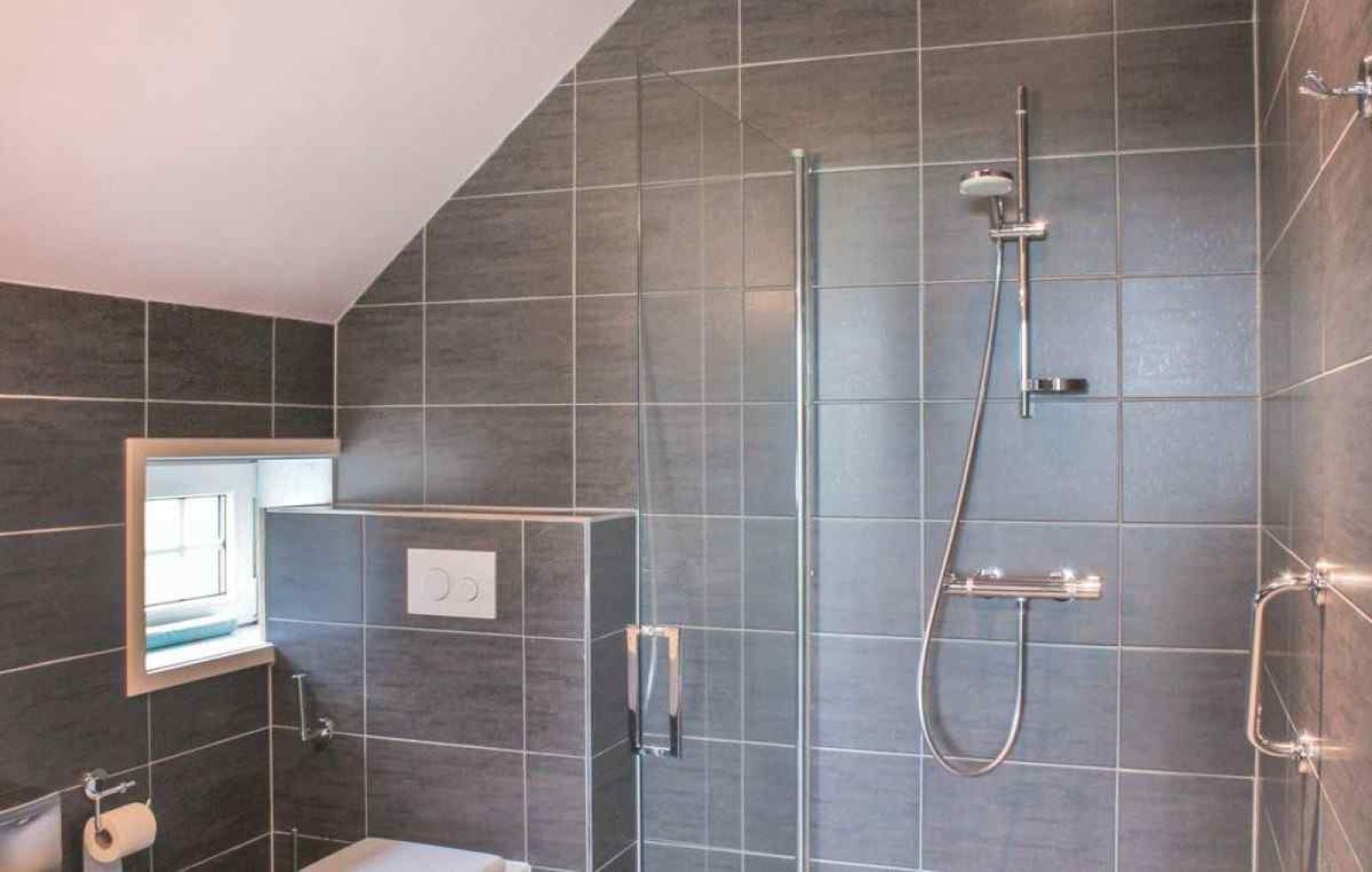 Atemberaubender Sonnenuntergang im DG705 Ferienhaus Ellertshaar Drenthe am See.