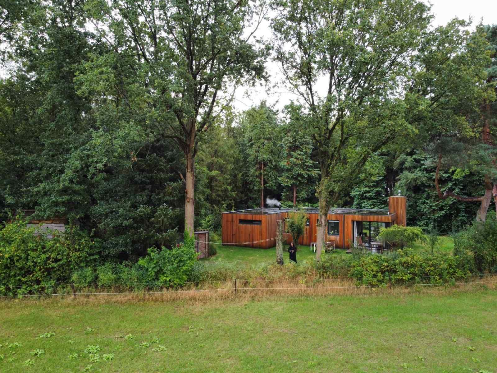 Gemuetlicher Holzofen im Ferienhaus DG357 in Meppen, Drenthe fuer warme Abende.