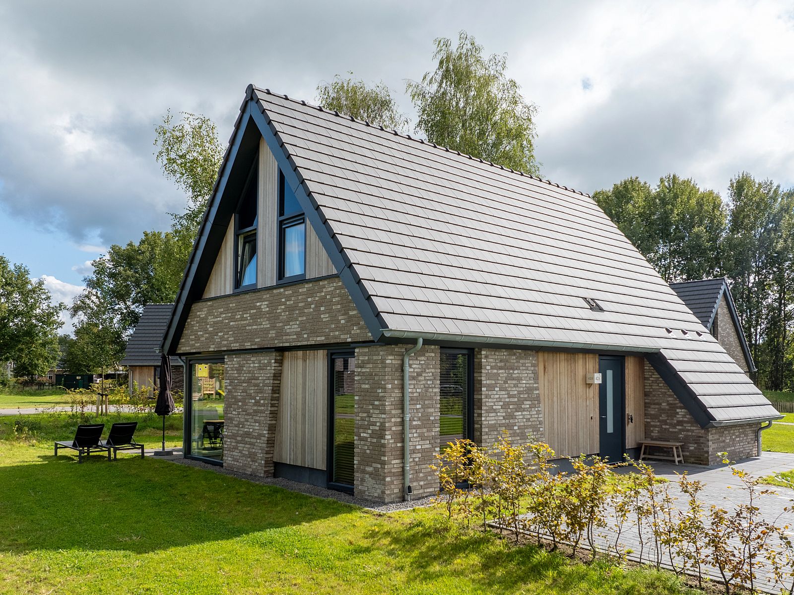 Verblijf 190365 - Bungalow Zuidoost Drenthe - Aelderholt | 8-persoons woning | 8EL