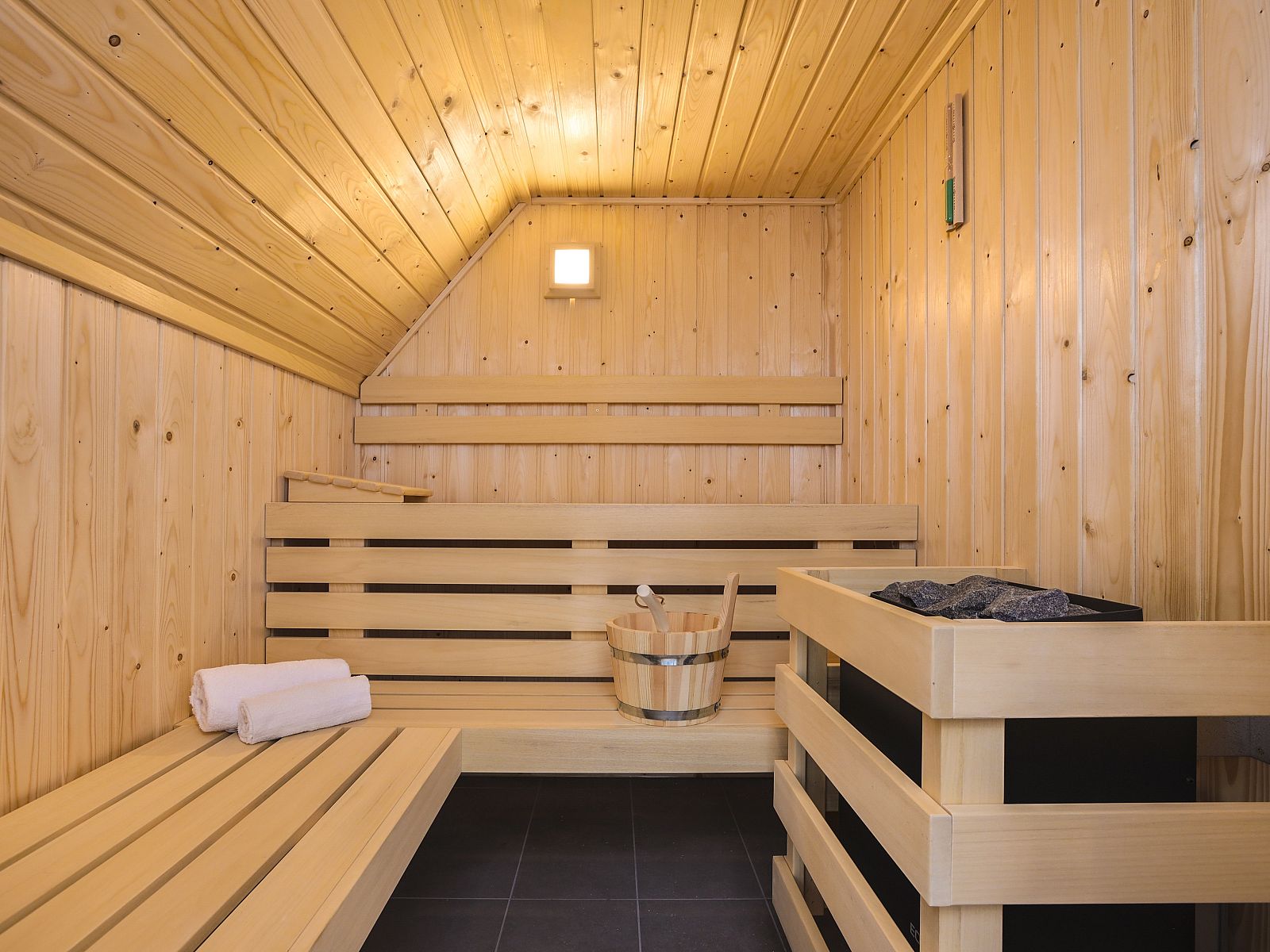 Verblijf 190365 - Bungalow Zuidoost Drenthe - Aelderholt | 8-persoons woning | 8EL