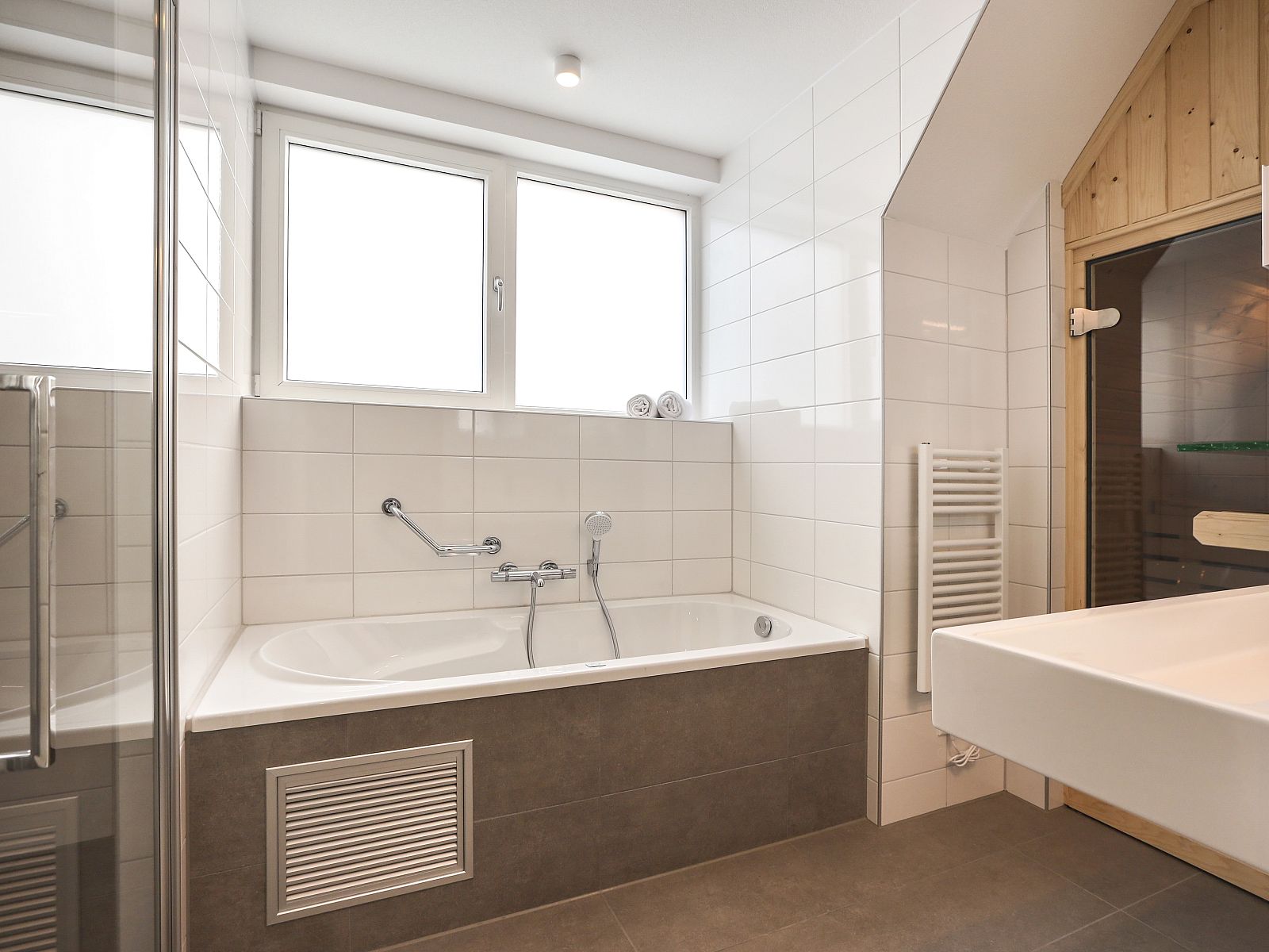 Verblijf 190365 - Bungalow Zuidoost Drenthe - Aelderholt | 8-persoons woning | 8EL