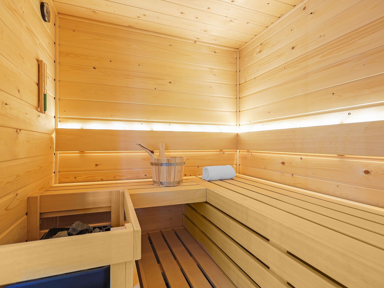 Verblijf 190441 - Bungalow Zuidoost Drenthe - PUUR Exloo | 10-persoons vakantiehuis | 10EL1