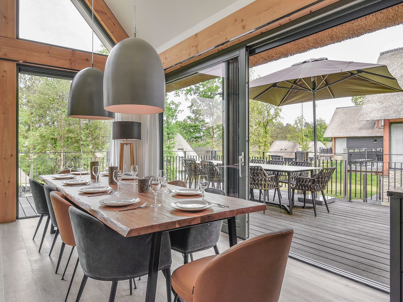 Verblijf 190449 - Bungalow Zuidoost Drenthe - PUUR Exloo | 10-persoons vakantiehuis | 10EL2