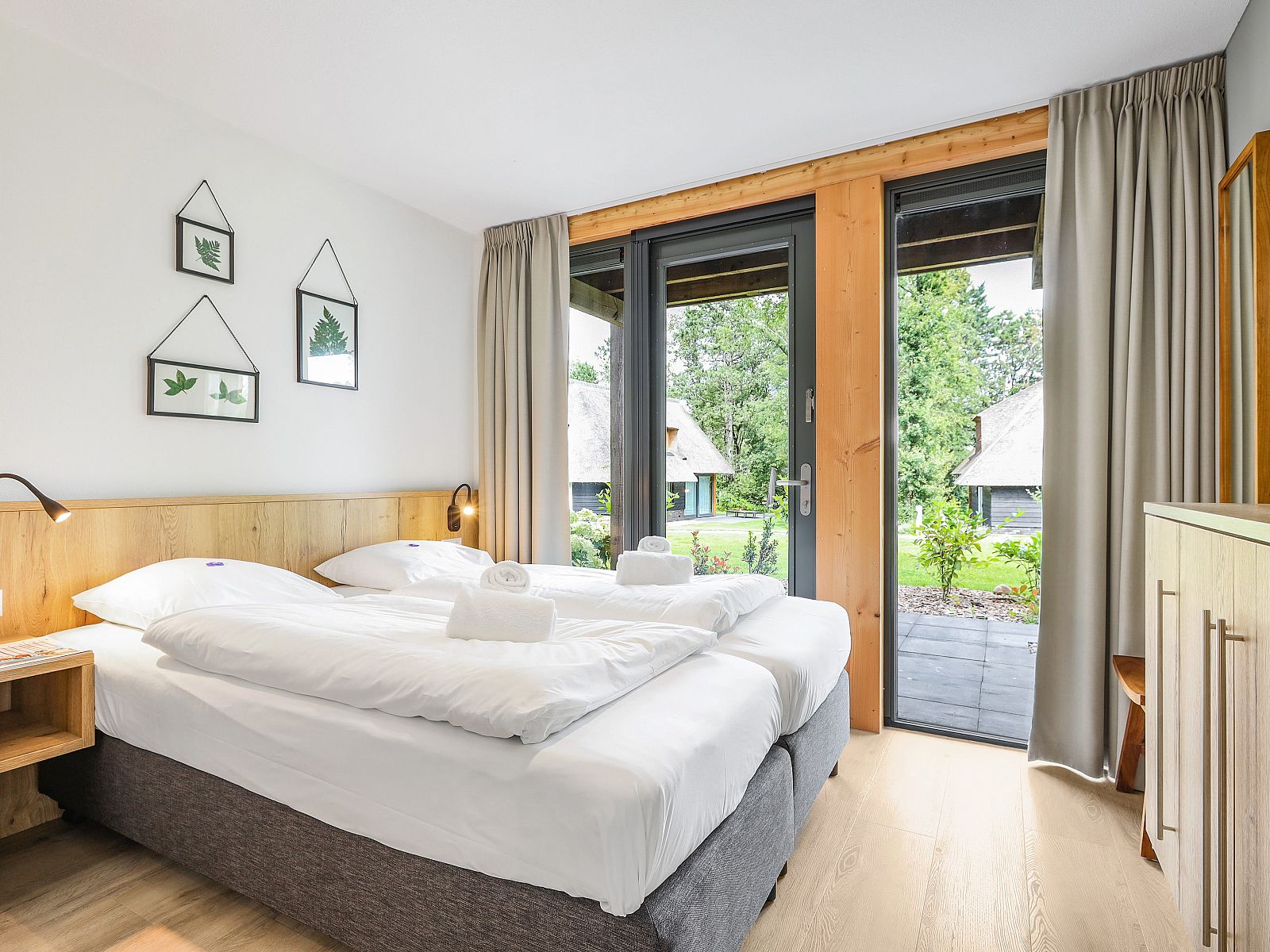 Verblijf 190449 - Bungalow Zuidoost Drenthe - PUUR Exloo | 10-persoons vakantiehuis | 10EL2