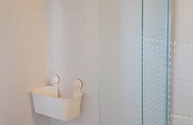 Modern bathroom with shower in Holiday home in 't Haantje, Southeast Drenthe.