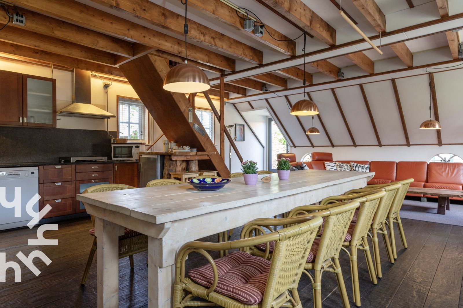 Fassade des Ferienhauses DG053, Diever mit authentischem Aussehen.