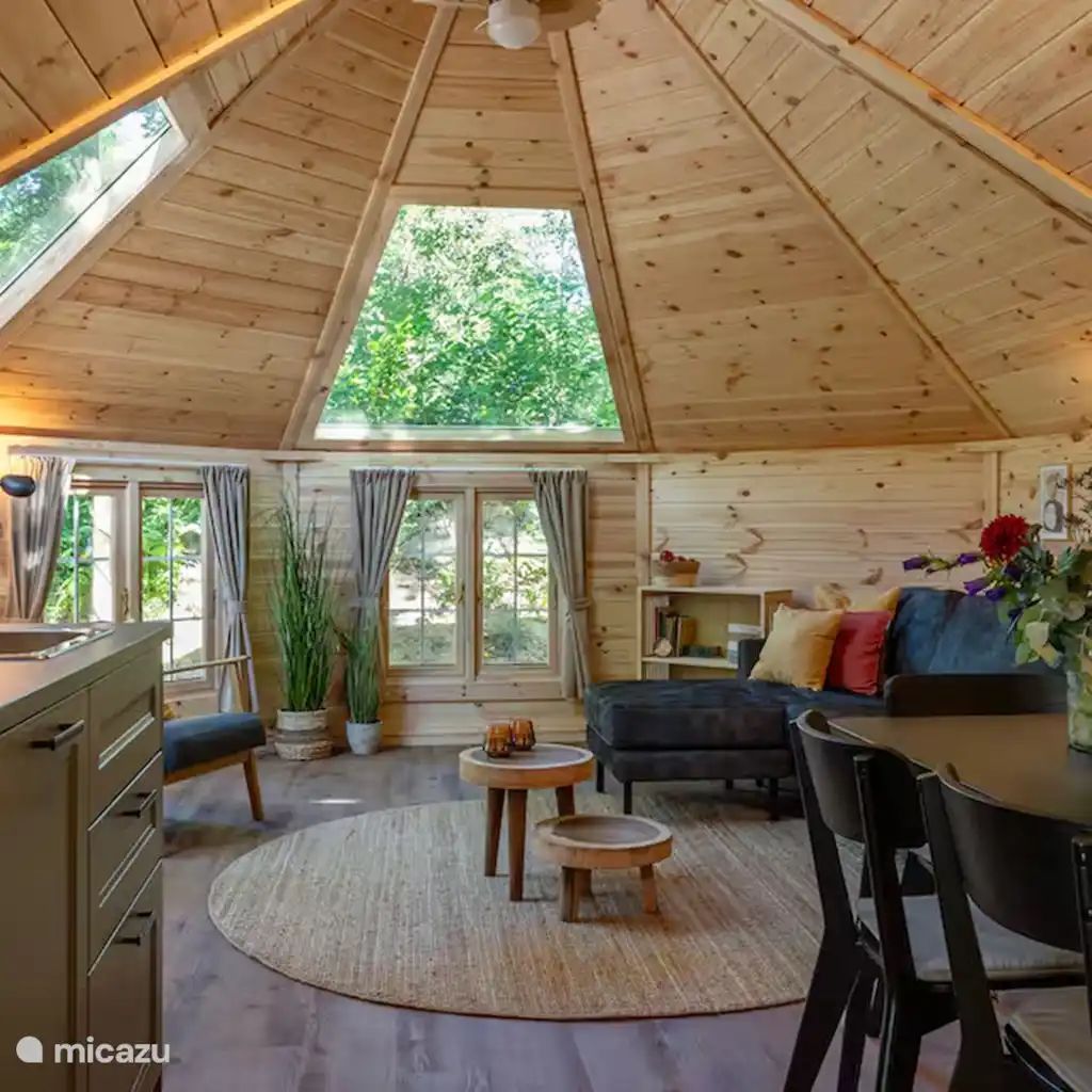 Guest house 200440 - Holiday property Zuidwest Drenthe - Mooie 4p Kota met sauna en hottub