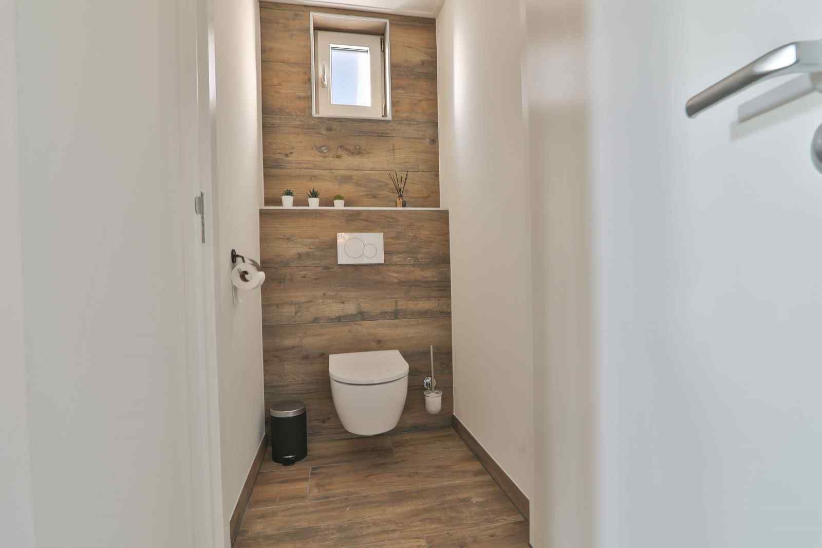 Exterior view of DG1415, vacation home in Zuidwolde, Drenthe with spacious garden.