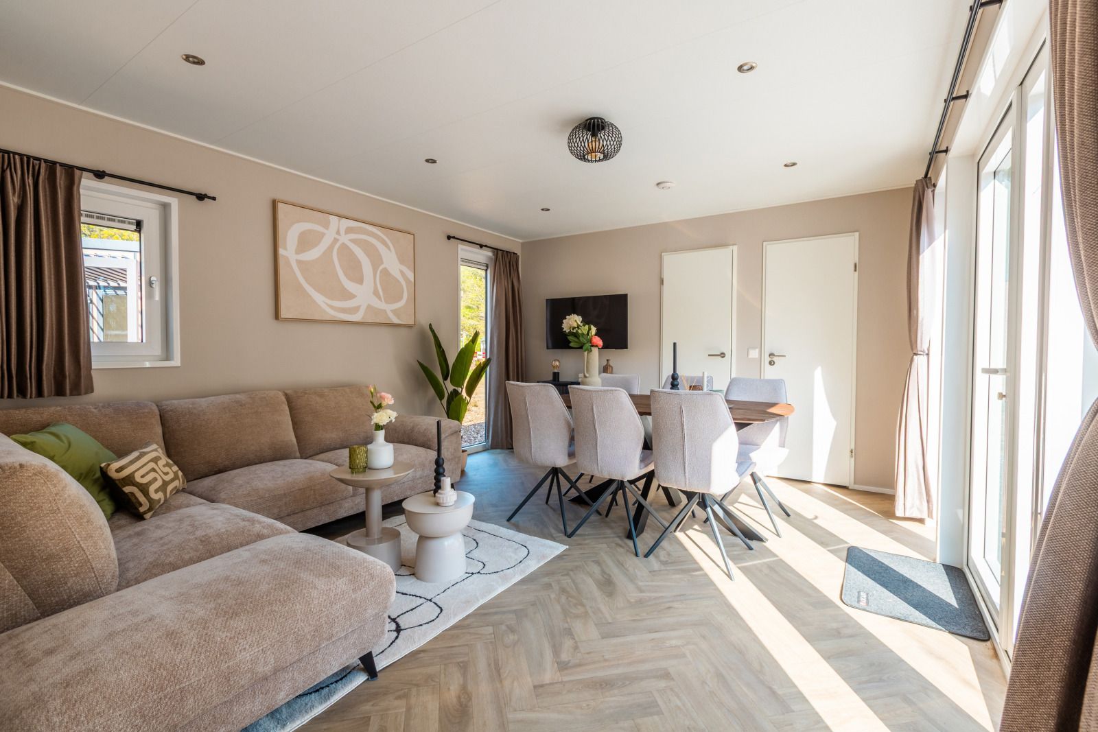 Guest house 2007126 - Holiday property Zuidwest Drenthe - Groeneborg lodge met Hottub