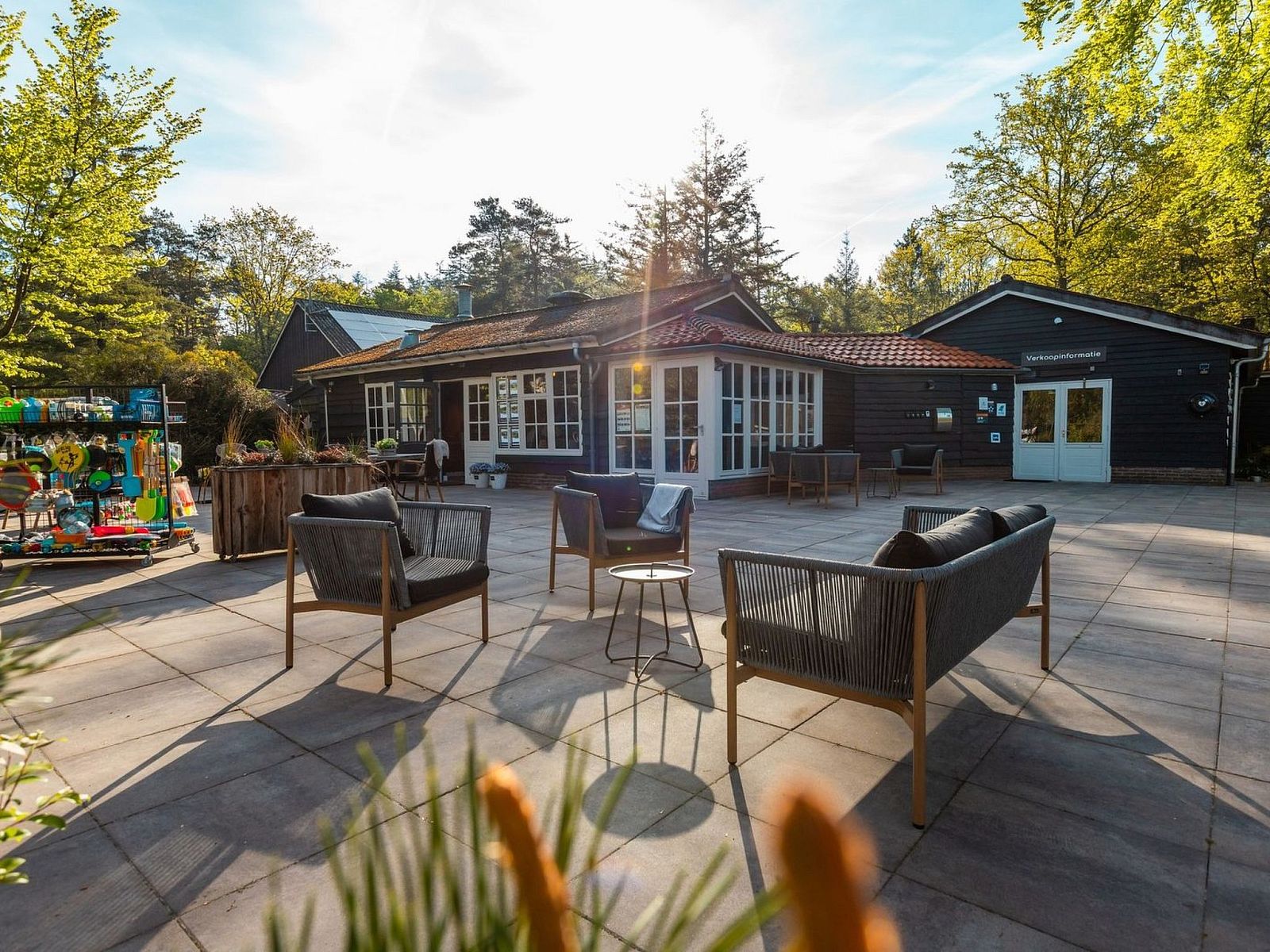 Verblijf 2007147 - Vakantiewoning Zuidwest Drenthe - Vakantiehuis De Wiltzangh - Familiehuis Wellness | 18p