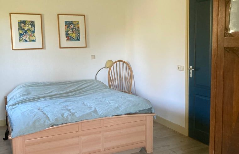 Komfortables Schlafzimmer im Ferienhaus in Ruinen, Drenthe.