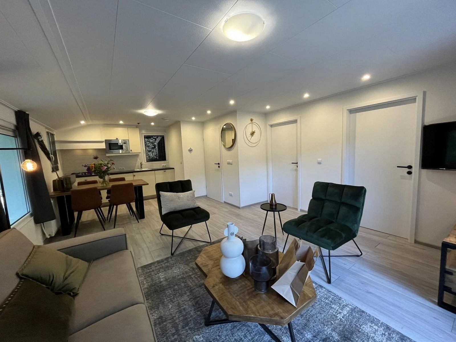 Guest house 200795 - Holiday property Zuidwest Drenthe - Vakantiehuis Vakantiepark De Wiltzangh - Houtenborg Lodge 4p