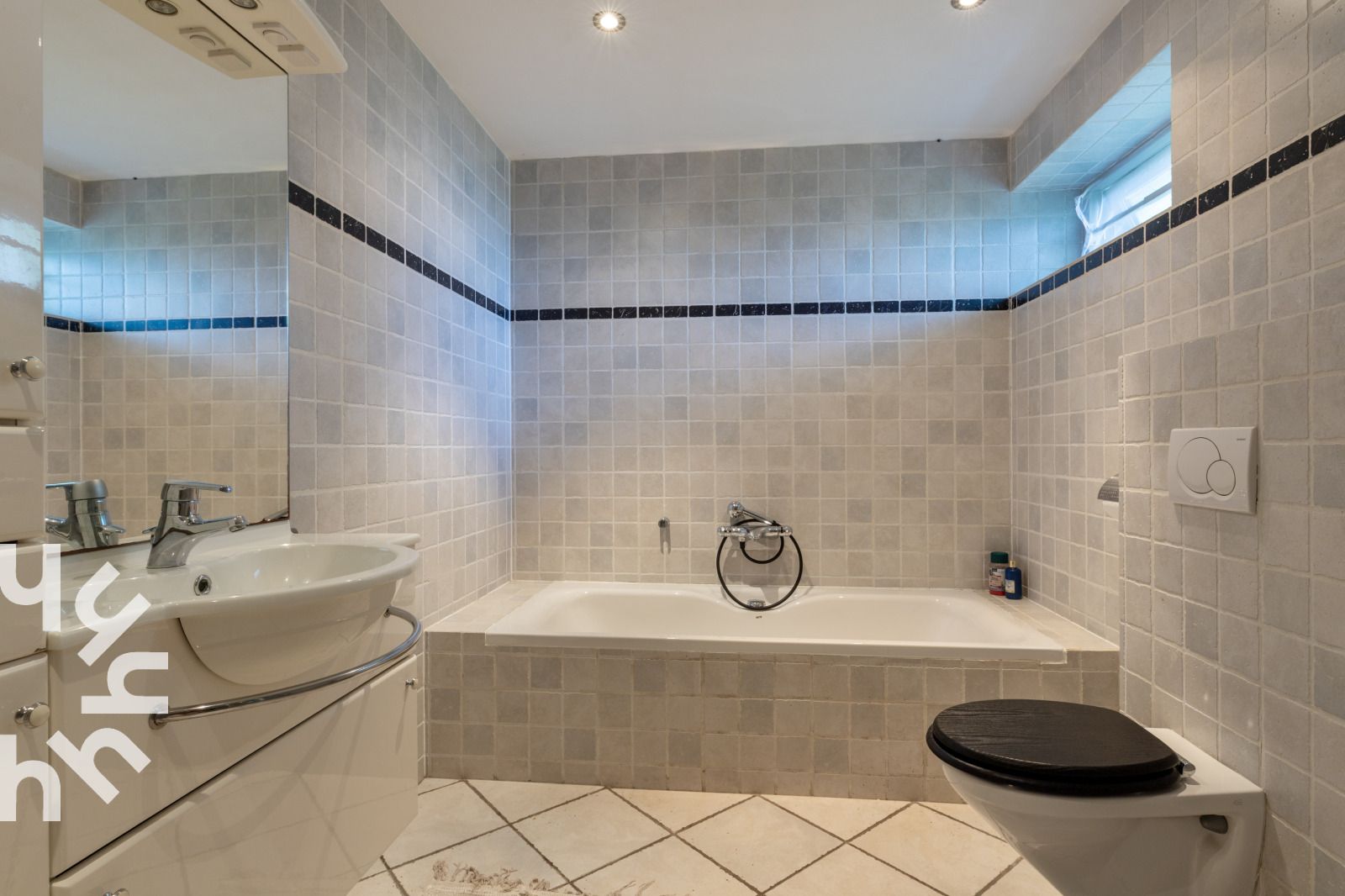 Ruime woonkamer van DG1780 vakantiewoning in Pesse, Drenthe.