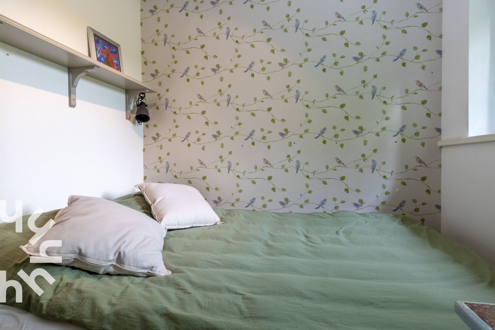 Gezellige zithoek in woonkamer van DG1780 vakantiehuis in Pesse, Drenthe.