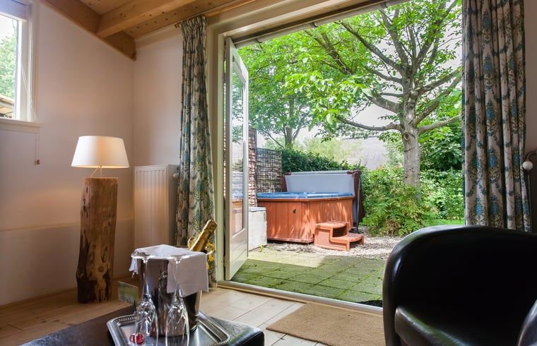 Attraktives Schlafzimmer im Ferienhaus in Ruinerwold, ideal fuer einen romantischen Aufenthalt in Drenthe.