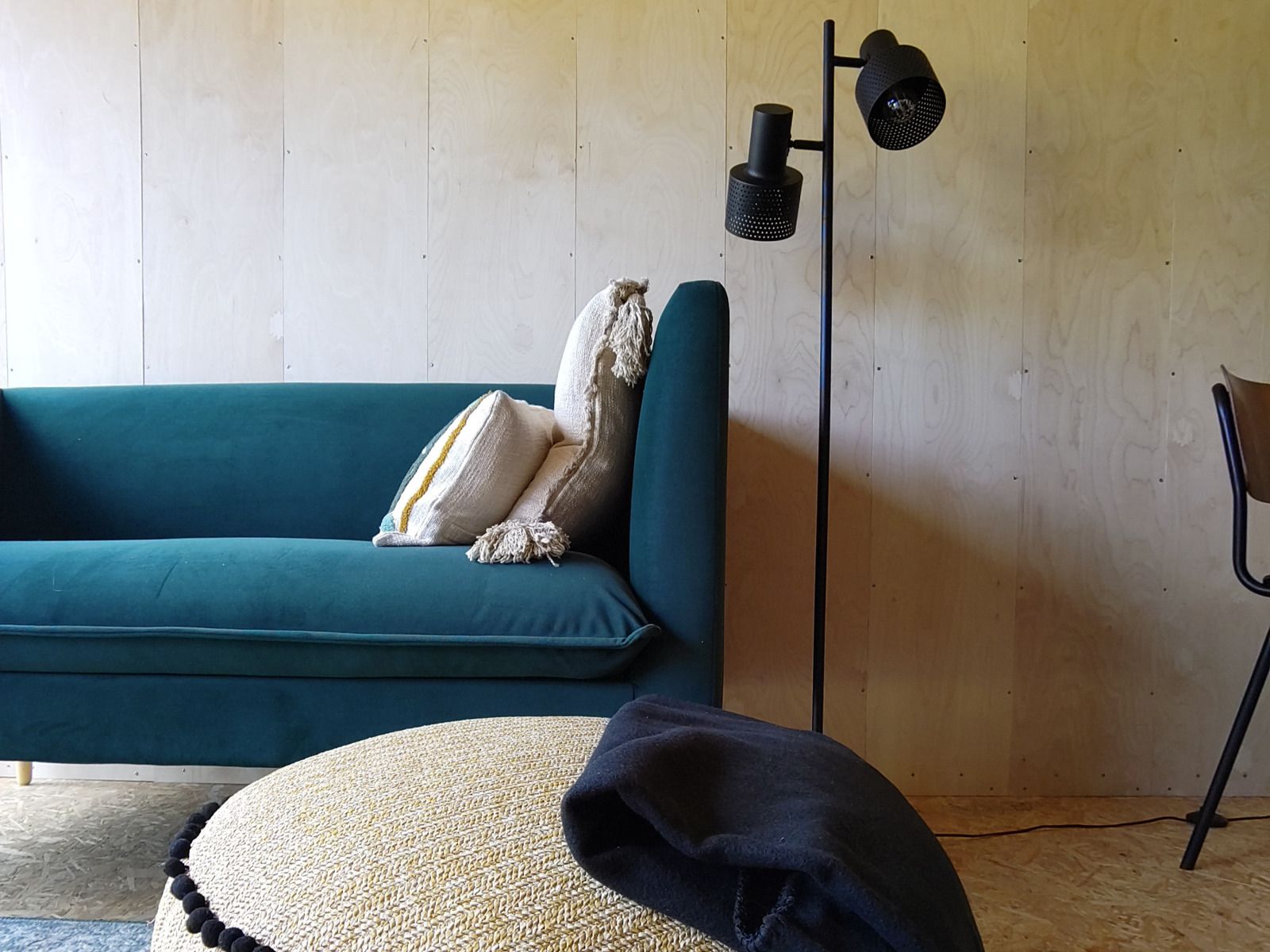 Moderne badkamer van vakantiehuis DG1834, Vledder, Zuidwest Drenthe, met stijlvolle wastafel.