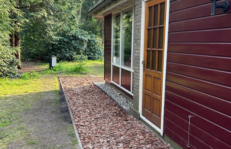 Huisje in Wateren, Westerveld: charmant vakantiehuis in Zuidwest Drenthe, omgeven door serene natuur en rustgevende omgeving.