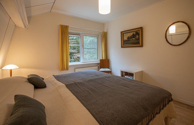 Komfortables Schlafzimmer im Ferienhaus in Wateren, Westerveld, Ferienhaus in Suedwest-Drenthe.