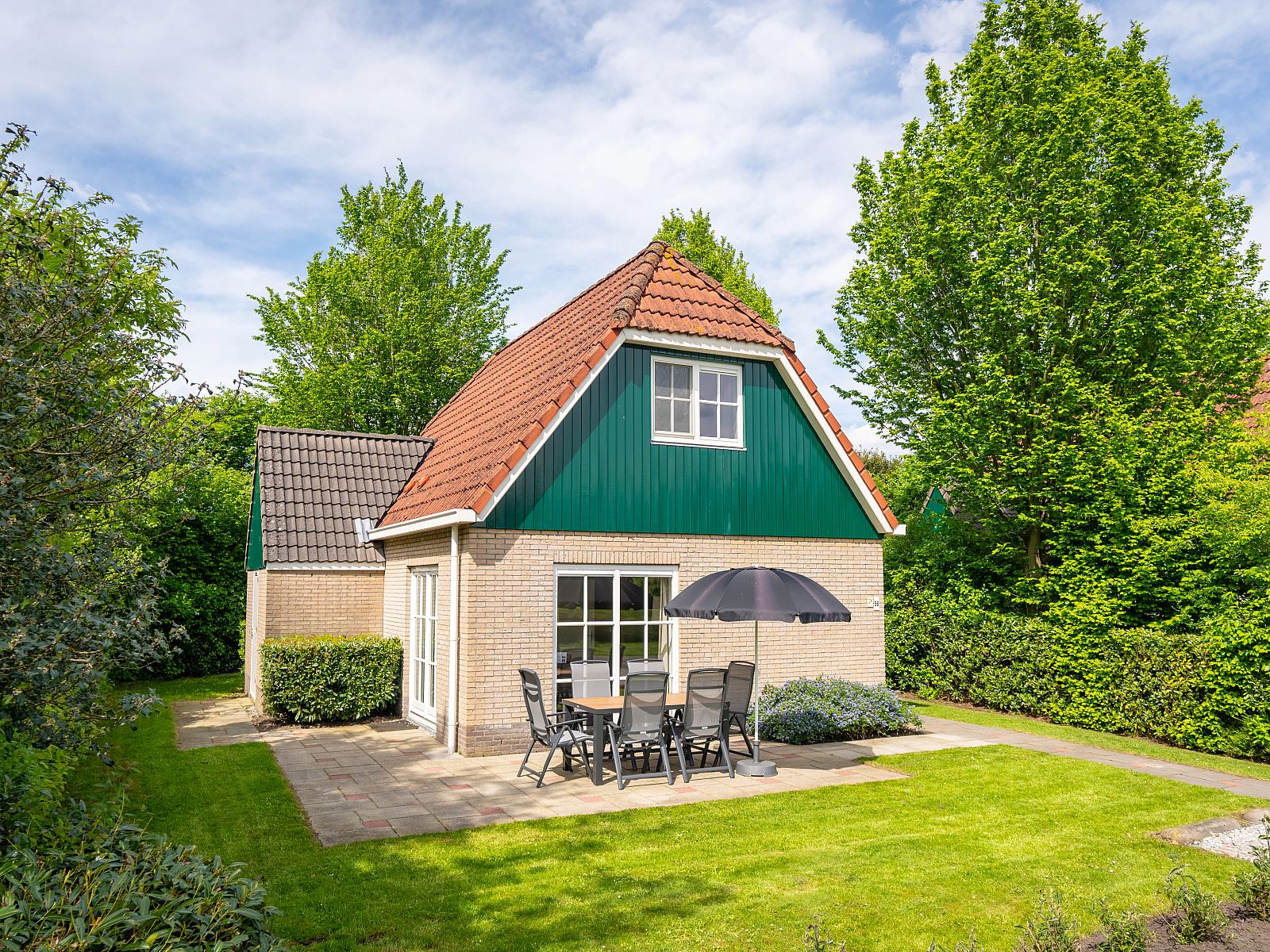 Verblijf 201842 - Bungalow Zuidwest Drenthe - Hunerwold State | 4-persoons bungalow | 4CE