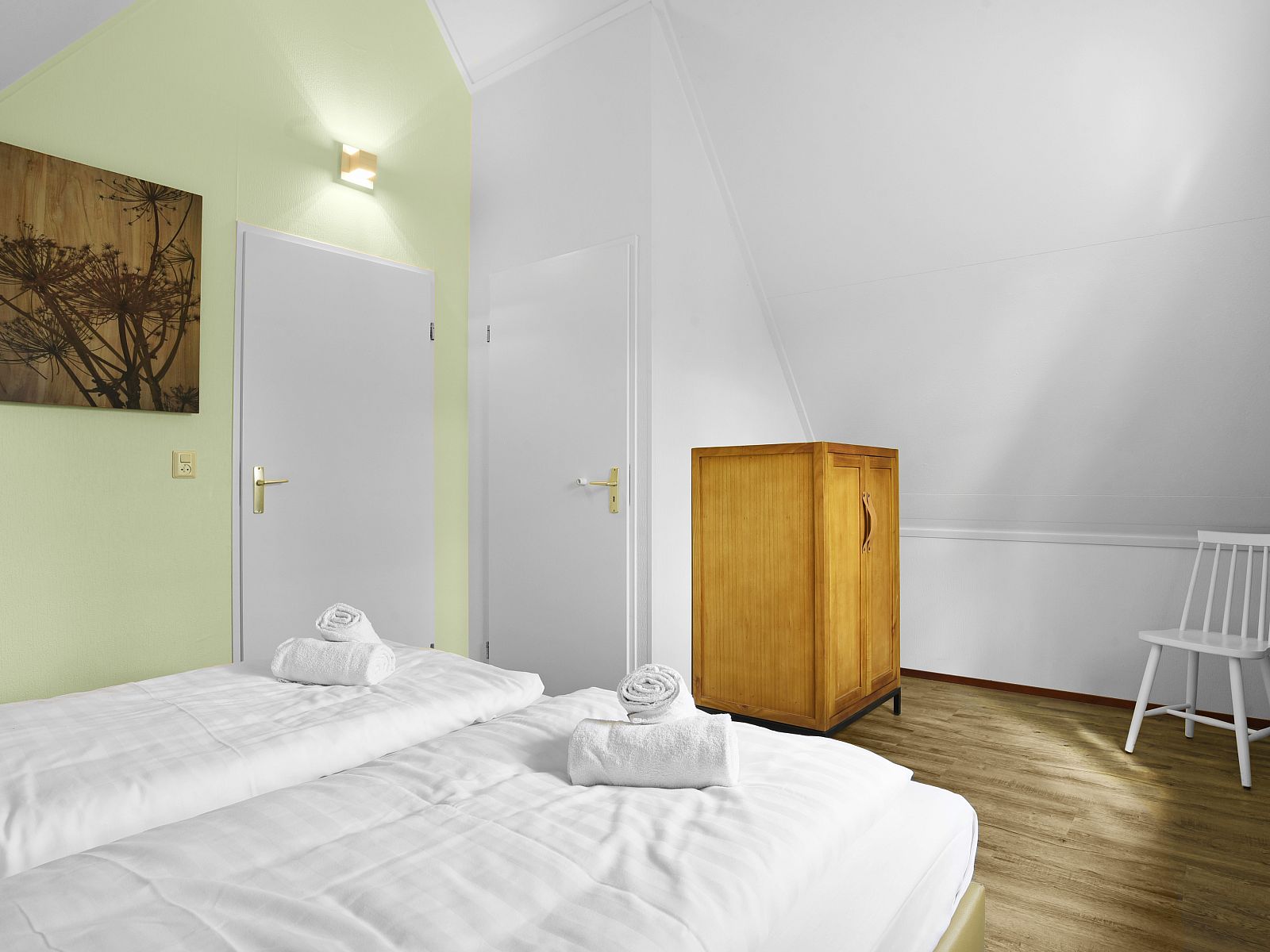 Guest house 201843 - Bungalow Zuidwest Drenthe - Hunerwold State | 4-persoons bungalow | 4L