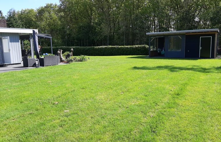 Vacation home in Wittelte with beautifully furnished dining room in Southwest Drenthe.