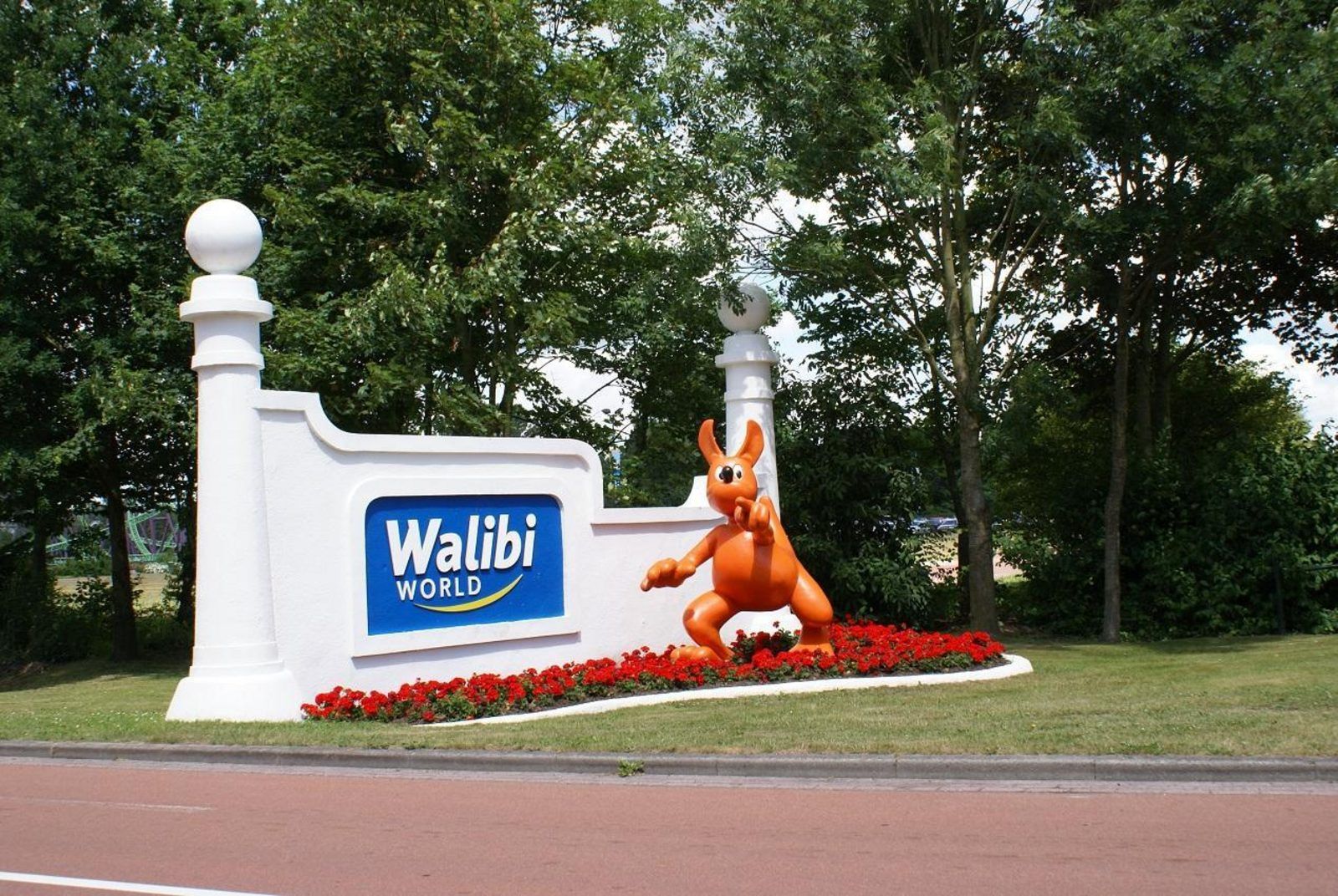 Walibi World near Safari Tent Wood, Biddinghuizen, for a day of excitement in Flevoland.